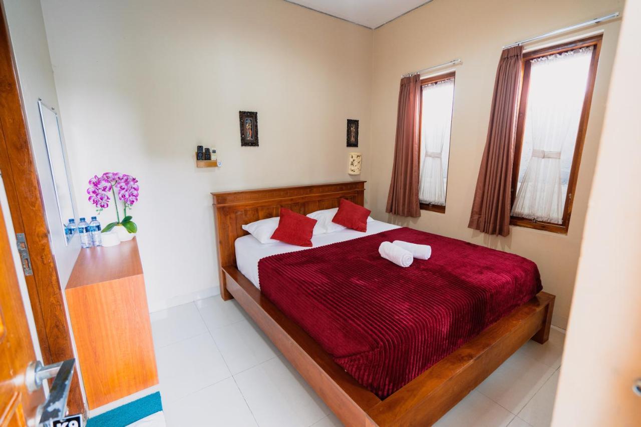 Guesthouse Cempaka Putih Seminyak Exterior foto